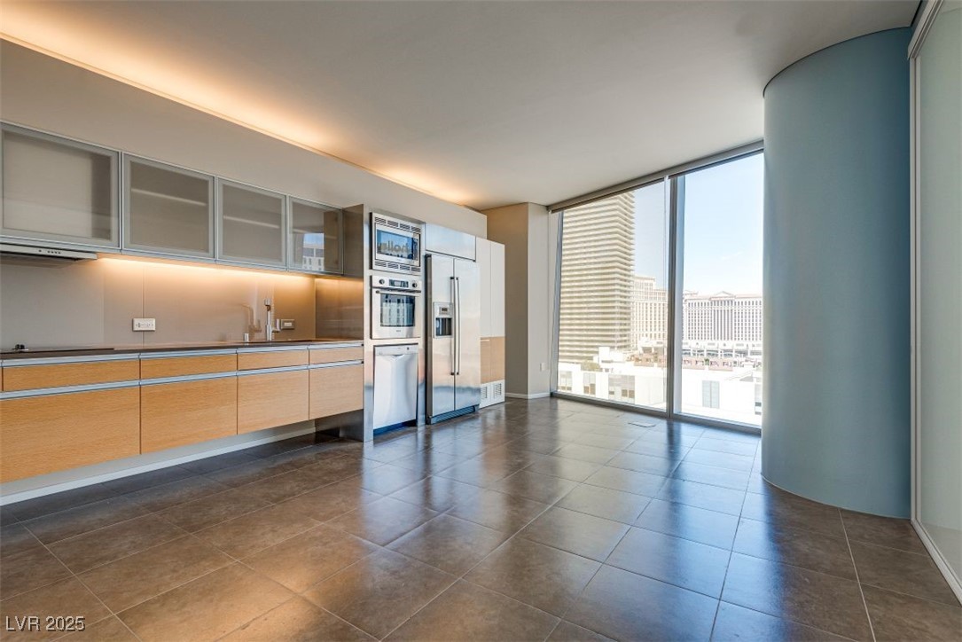 3722 Las Vegas Boulevard 1407