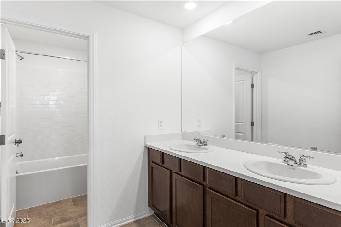 5678 Spring Trellis Street