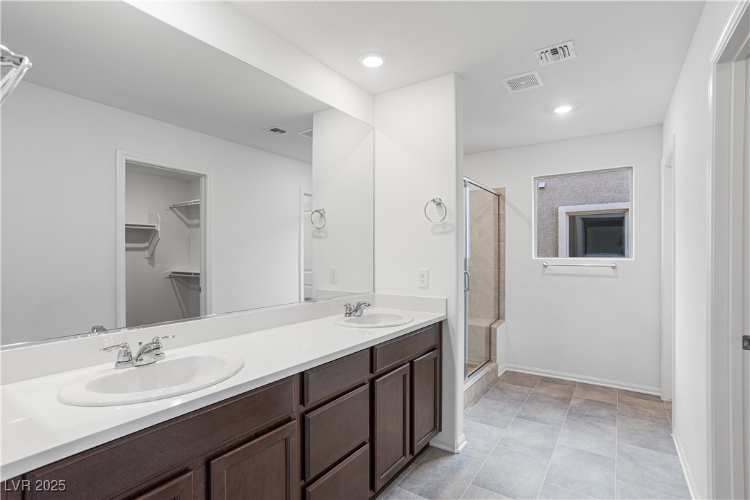 5670 Spring Trellis Street
