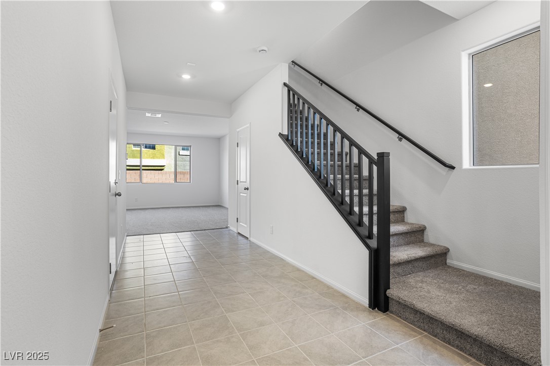 5670 Spring Trellis Street