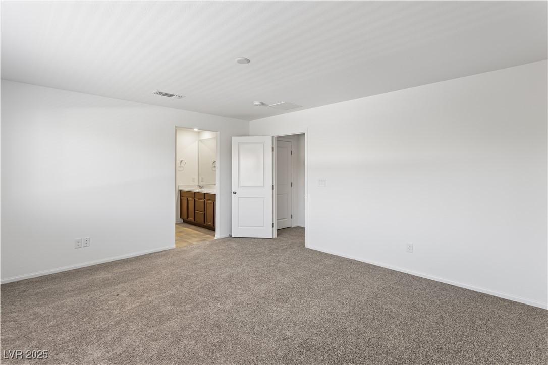 5646 Spring Trellis Street