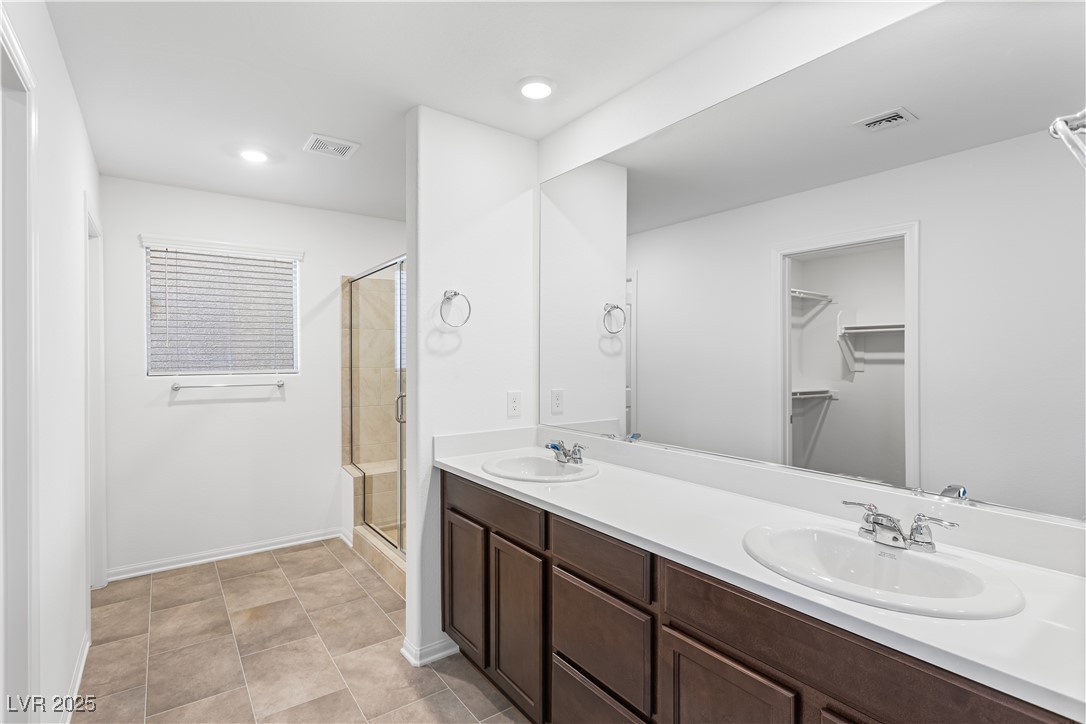5646 Spring Trellis Street