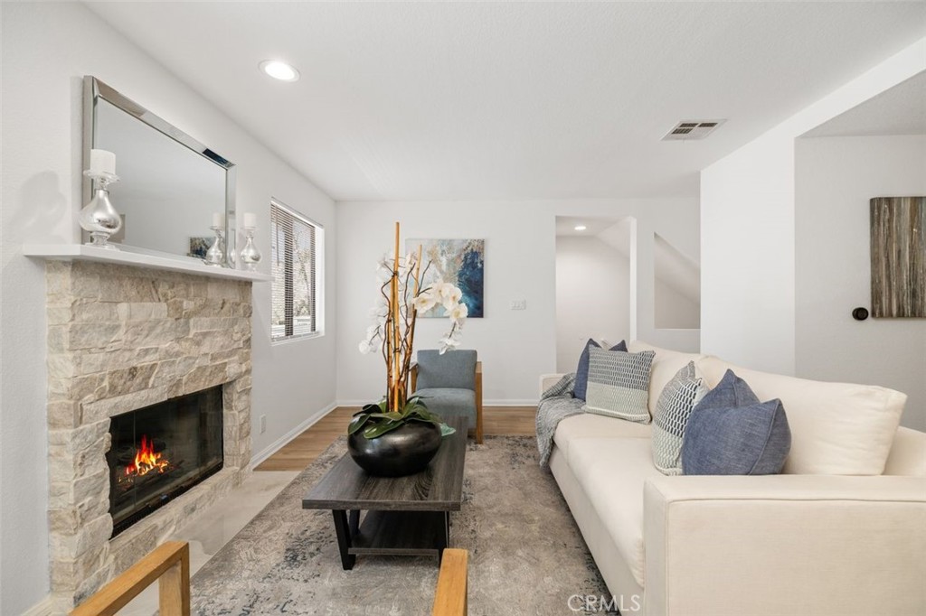 4455 Rockland Place 12