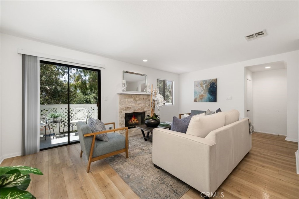 4455 Rockland Place 12