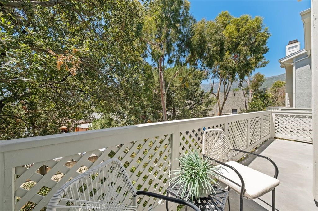 4455 Rockland Place 12