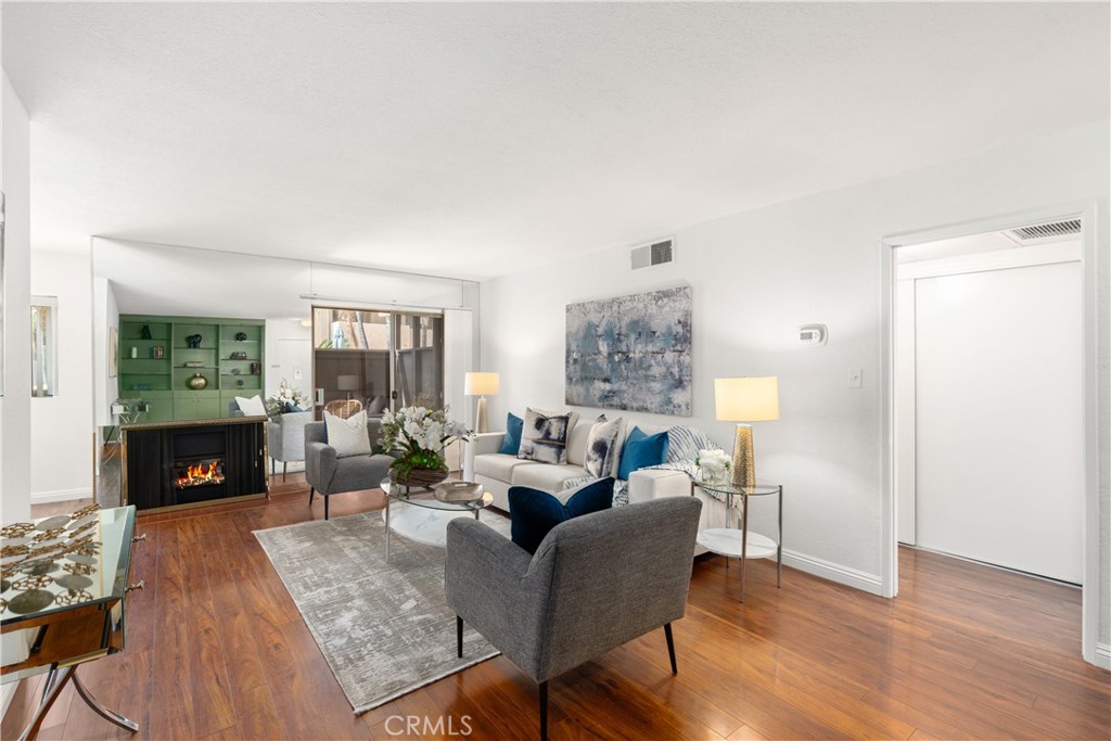 2386 E Del Mar Boulevard 107