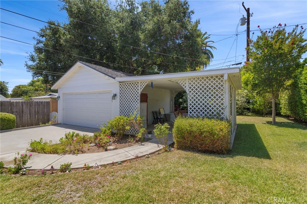 525 Hacienda Drive