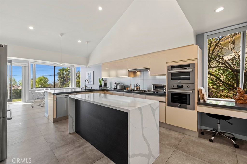 2232 Golden Meadow Drive