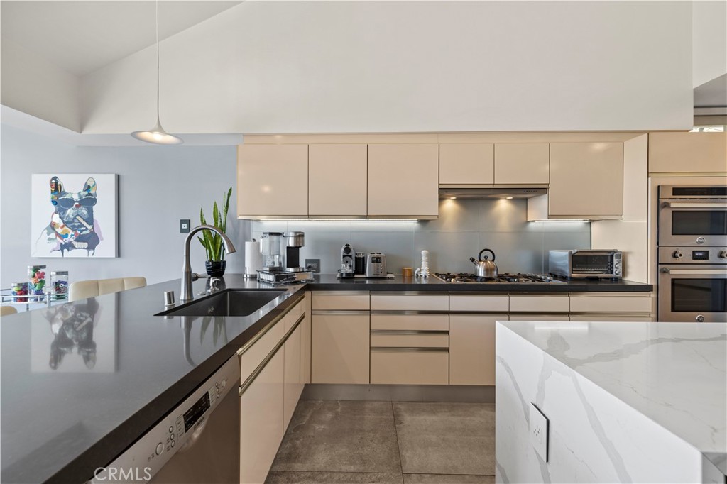 2232 Golden Meadow Drive