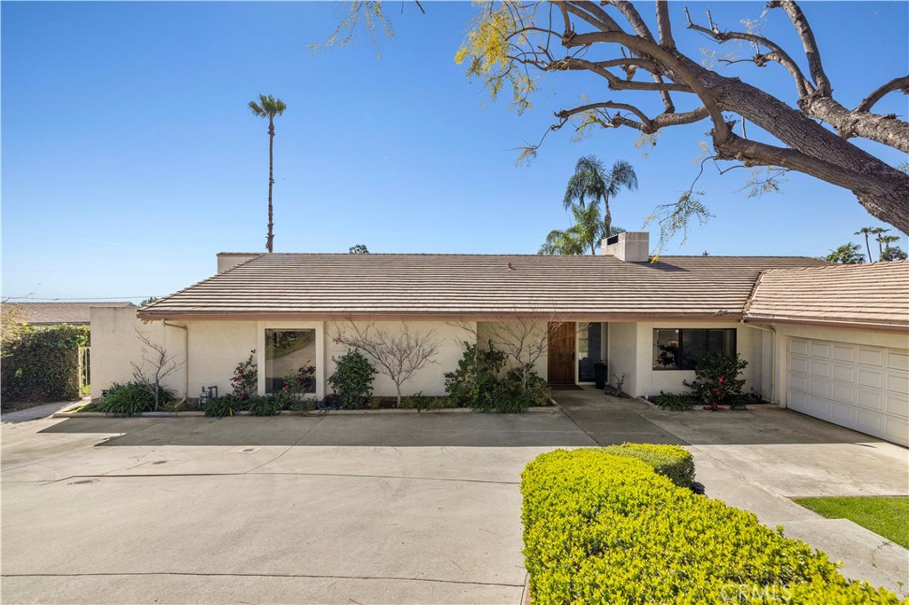 2232 Golden Meadow Drive