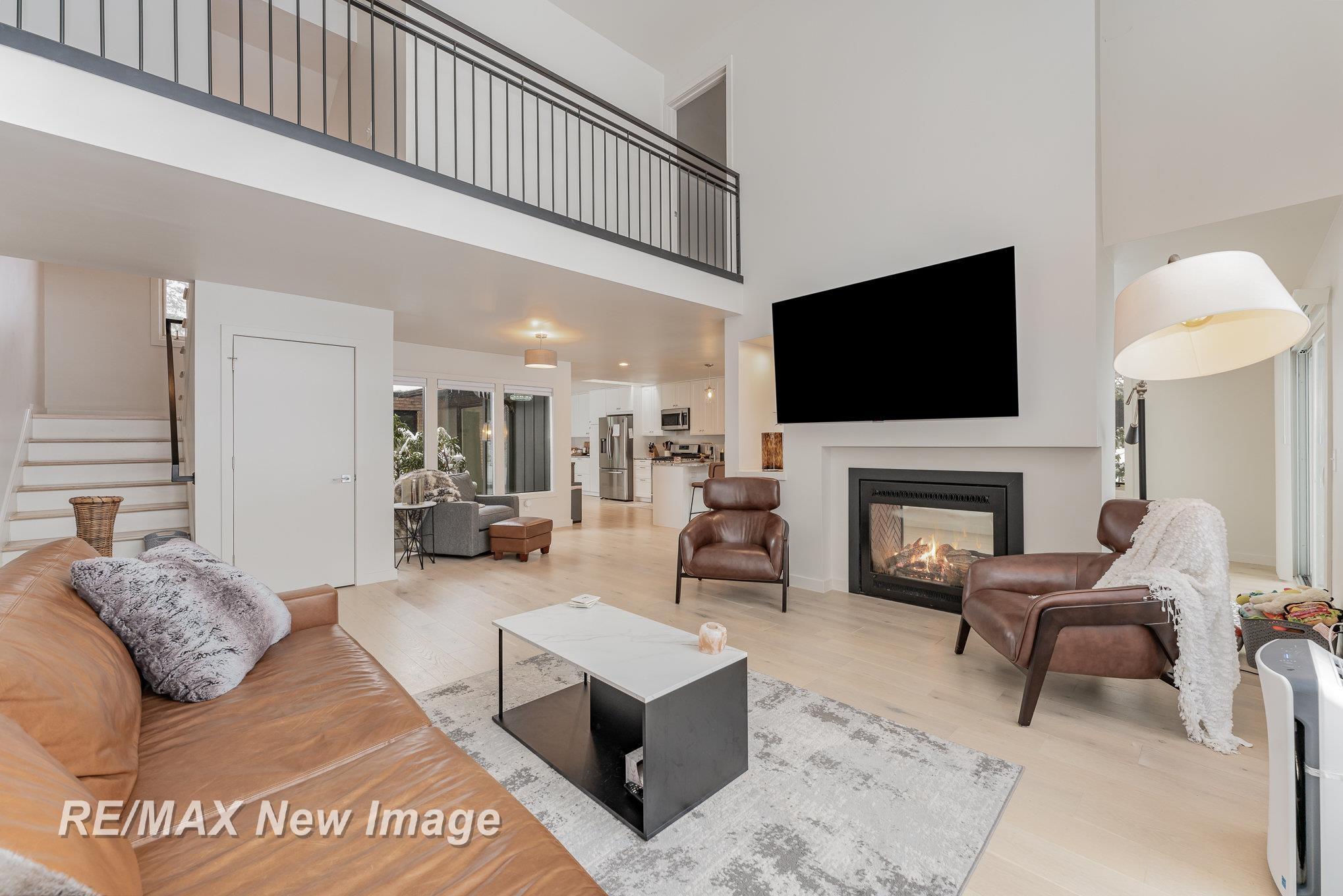 3310 N Bent Oak Drive