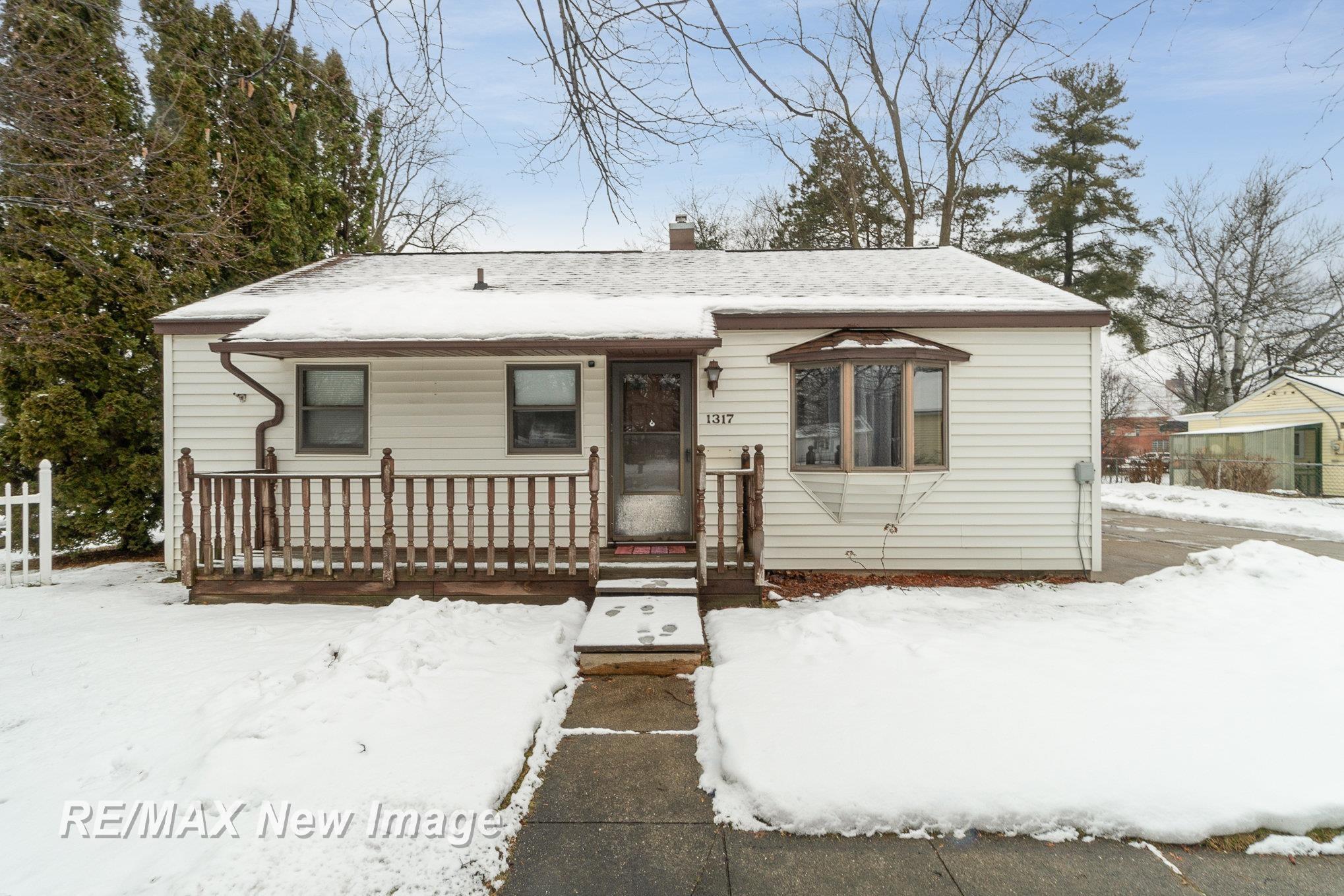 1317 E Saint Andrews Road