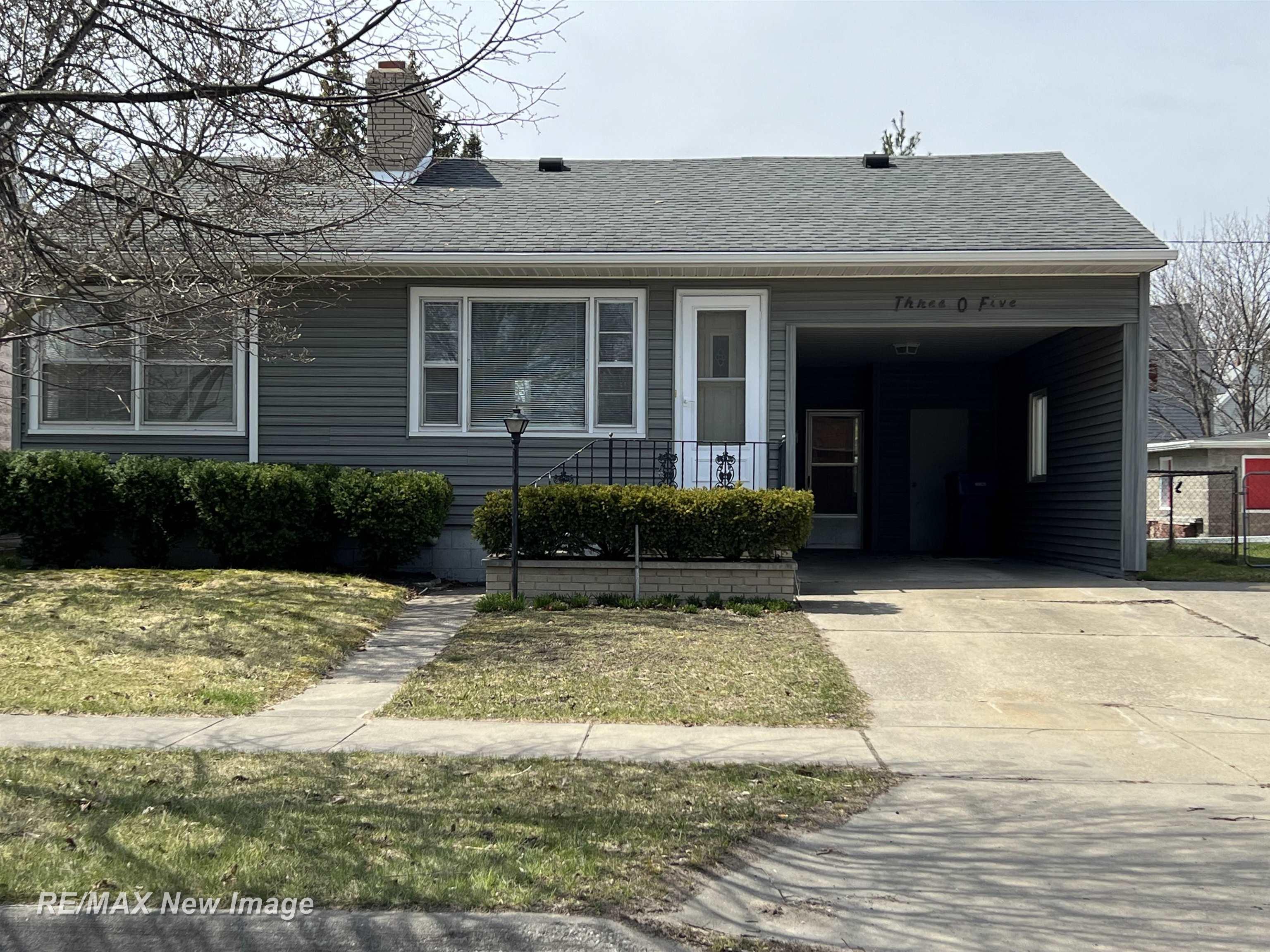 305 N Henry Street