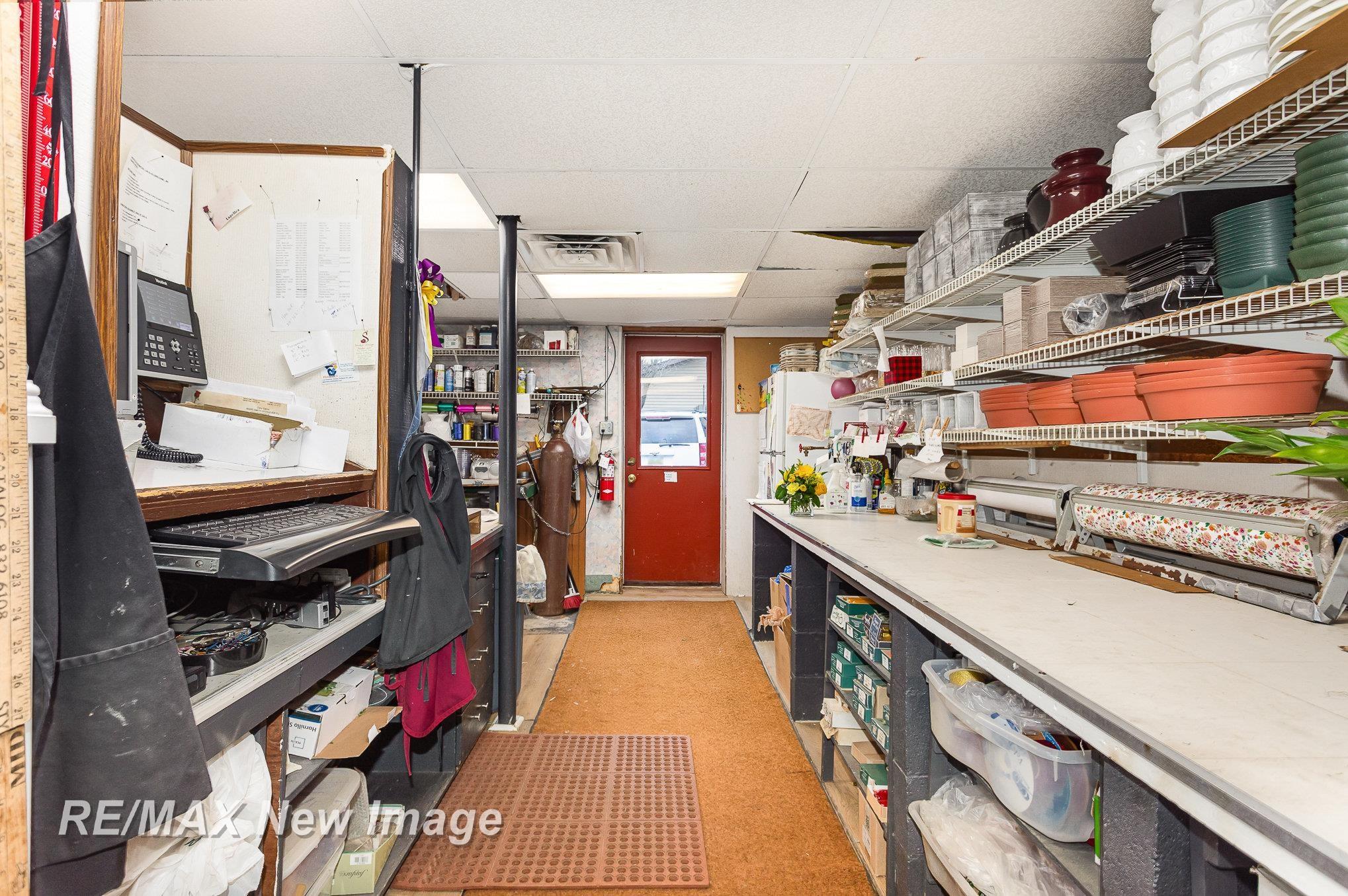 1605 Bookness Street