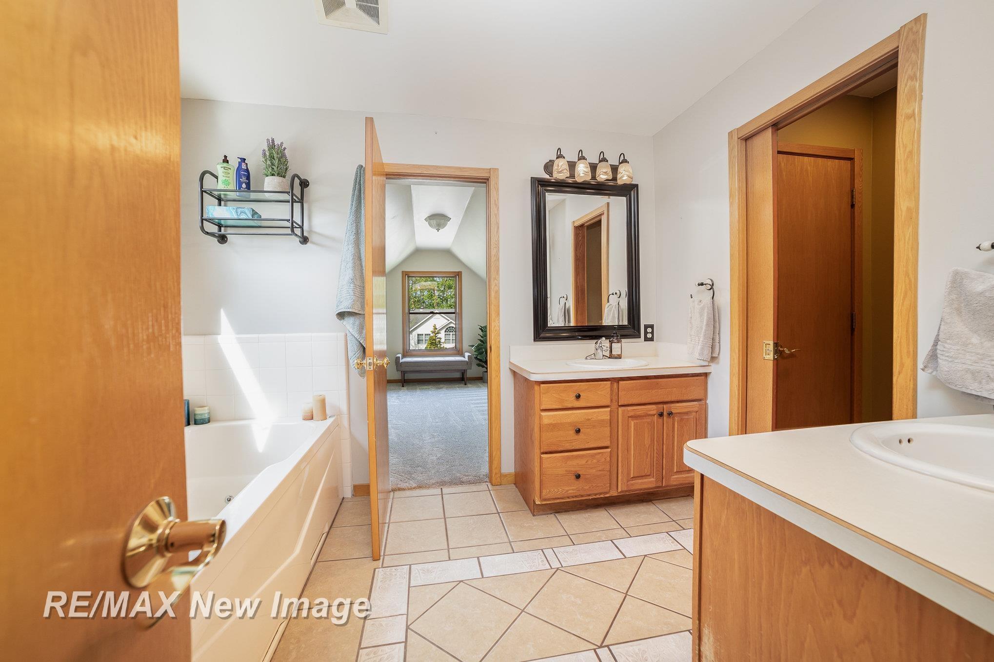 2510 Greenwich Circle