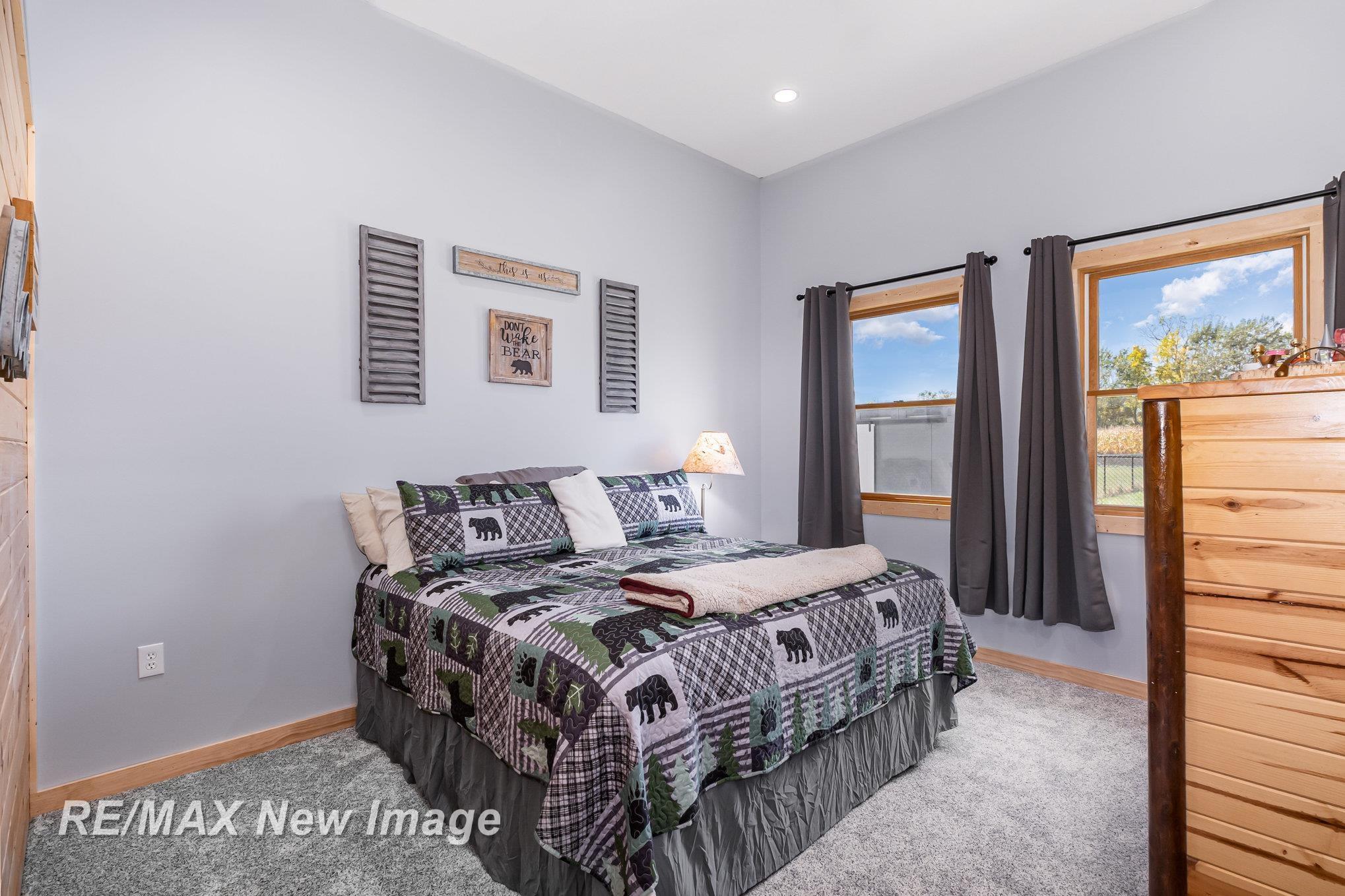 859 E Gordonville Road