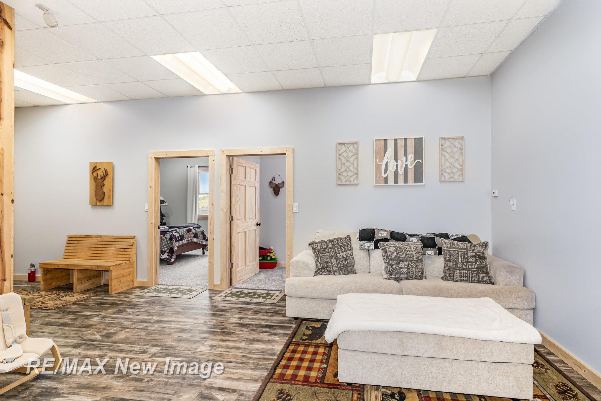 859 E Gordonville Road