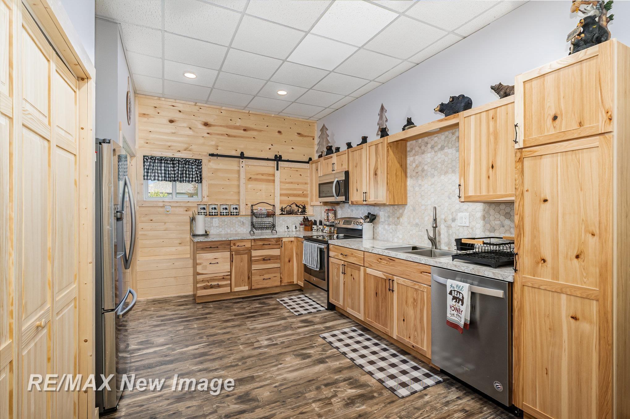 859 E Gordonville Road