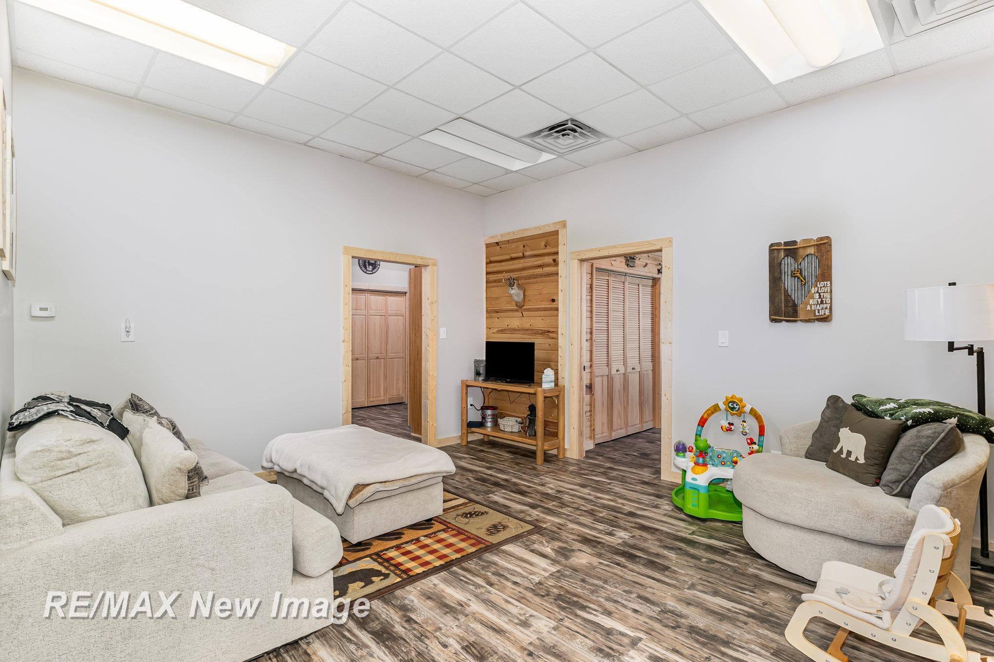 859 E Gordonville Road