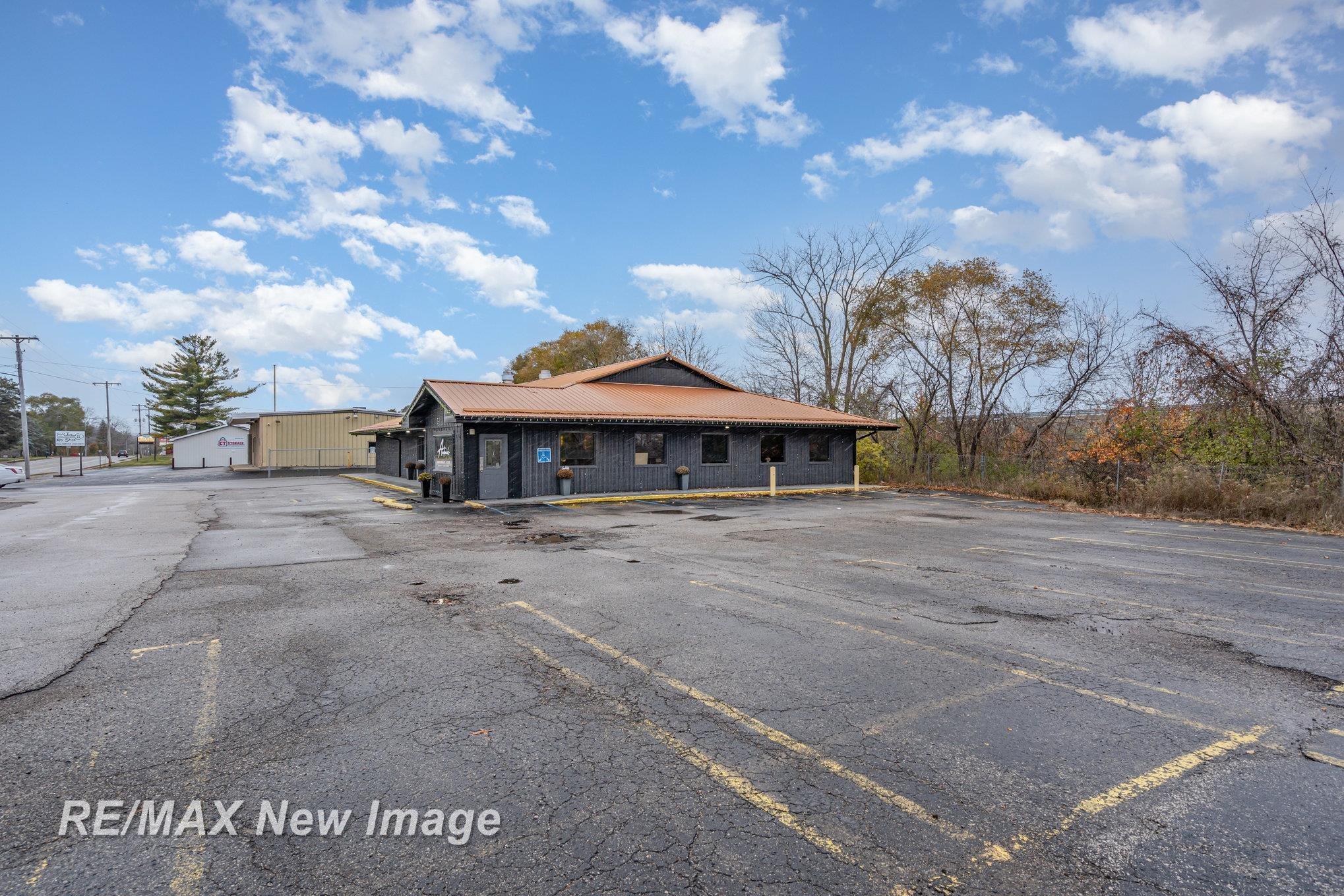 1716 W Wackerly Street