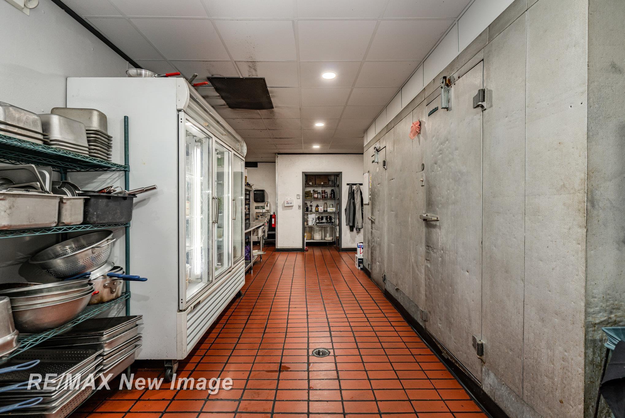 1716 W Wackerly Street