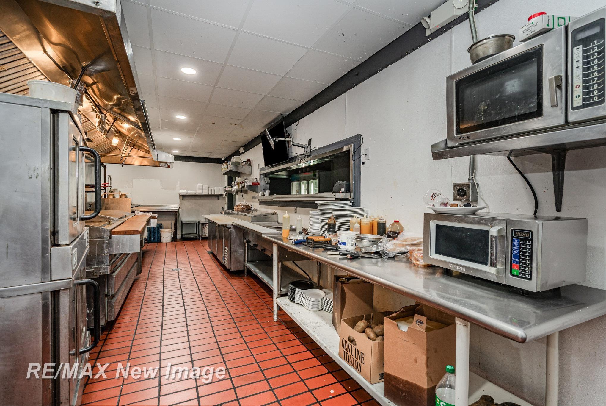 1716 W Wackerly Street