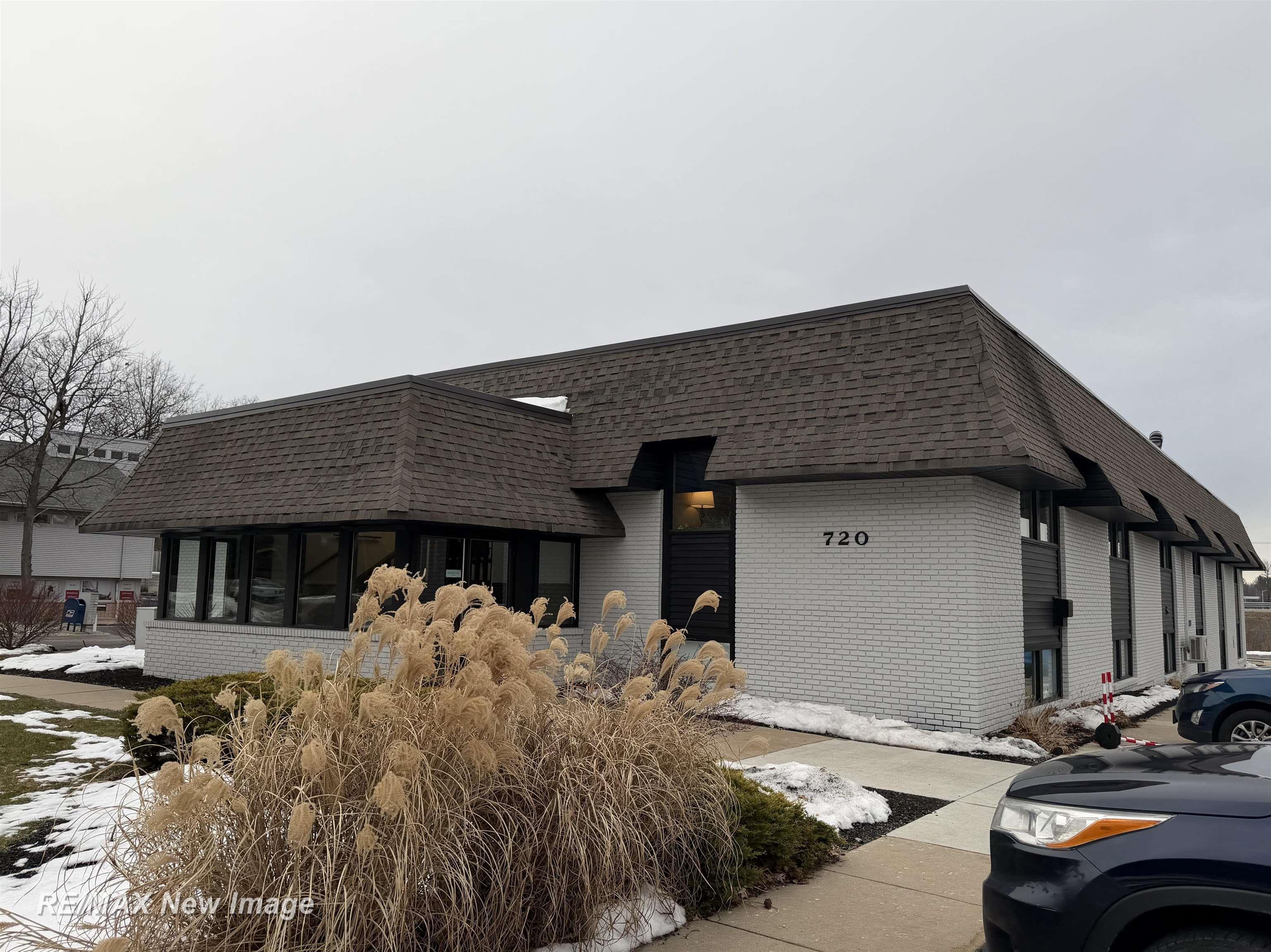 720 W Wackerly Street