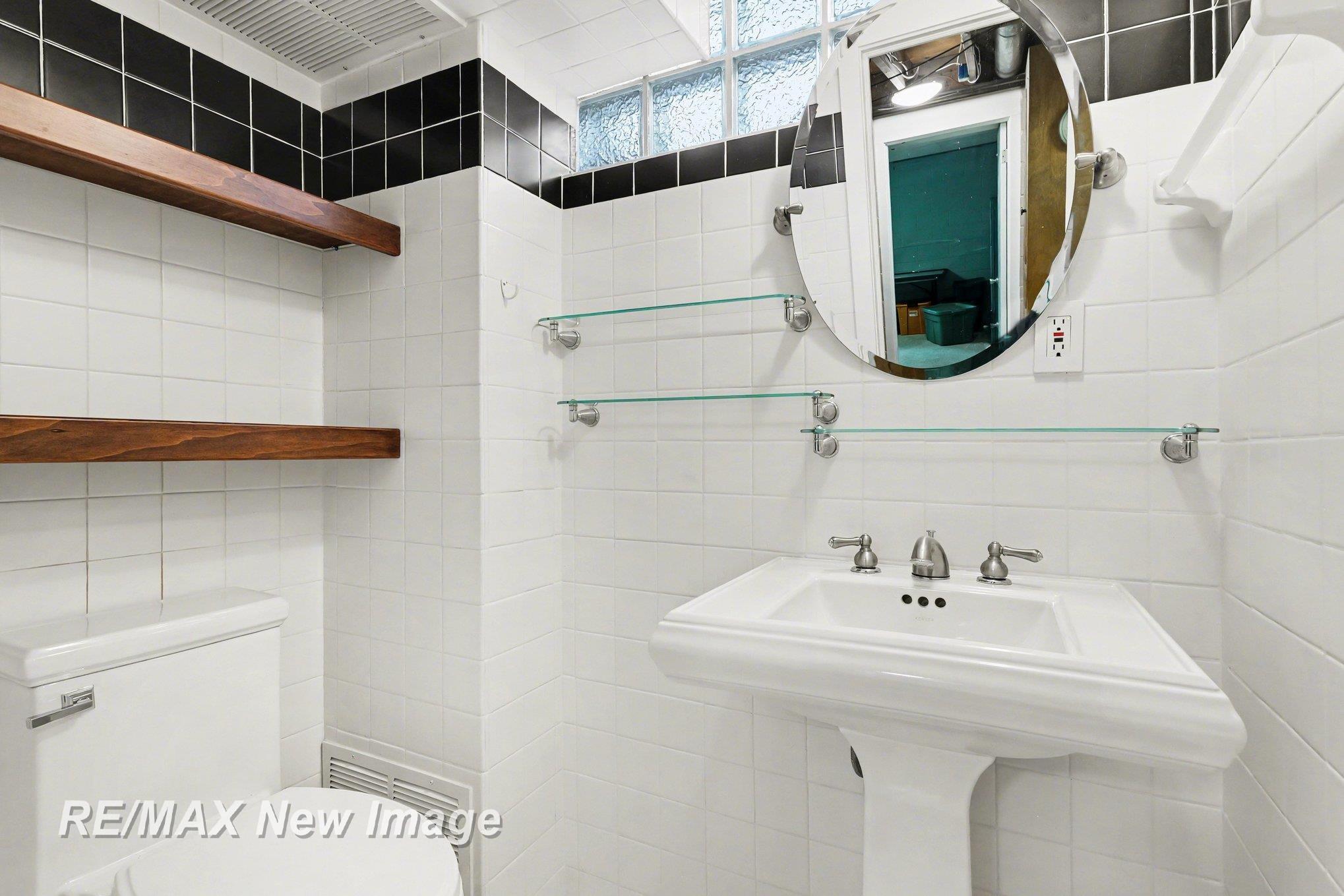 314 W Saint Andrews Road