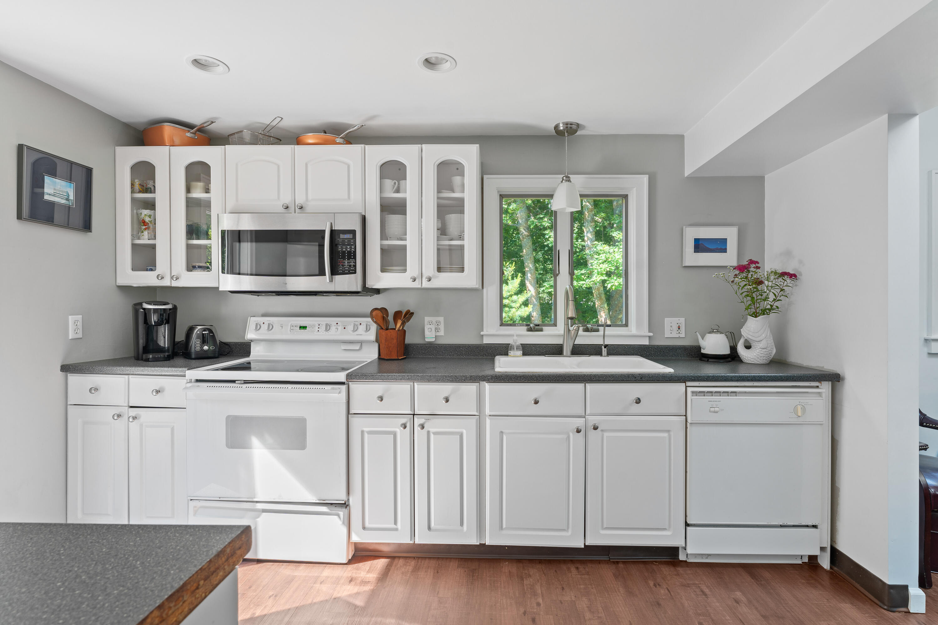 85 Beachwood Avenue
