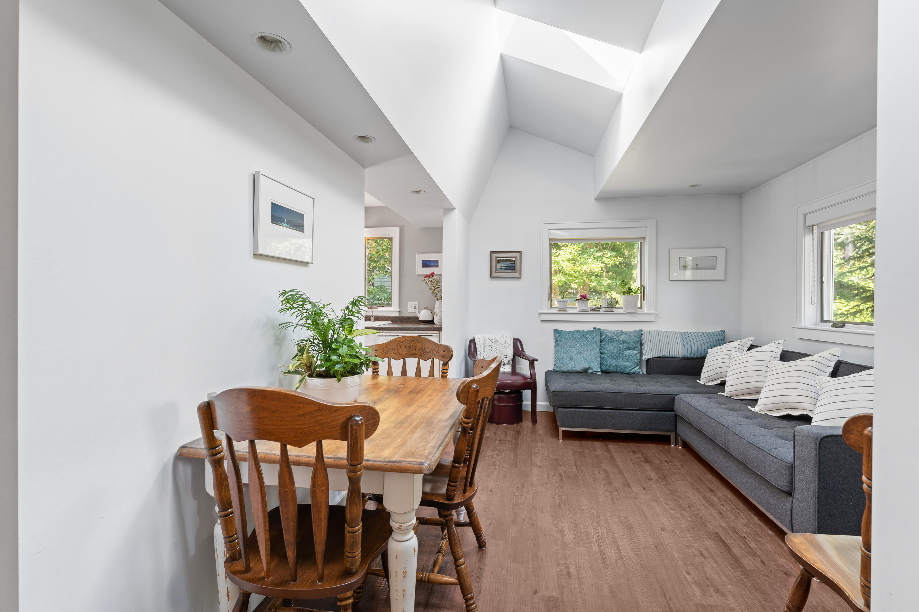85 Beachwood Avenue