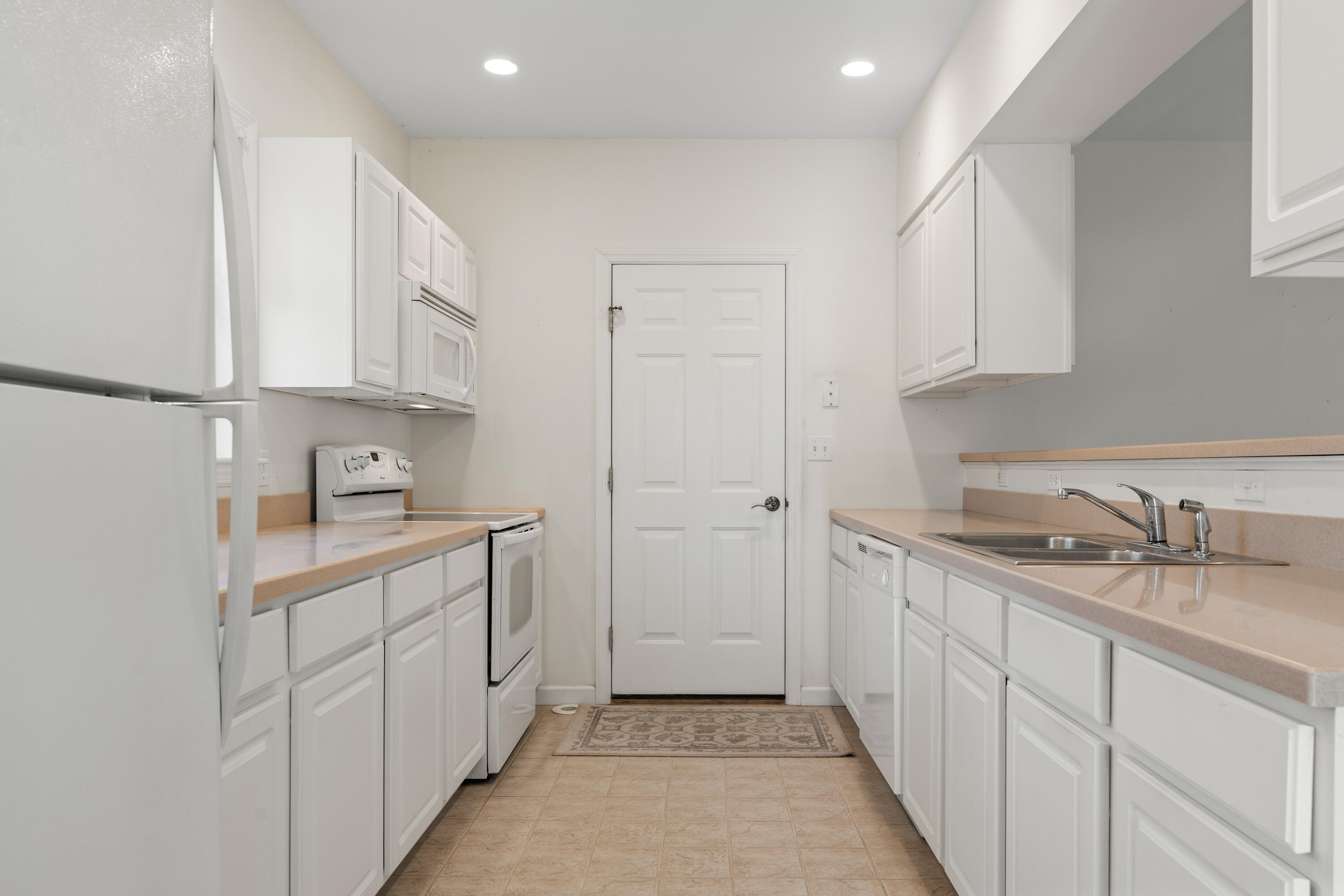 44 Sylvan Way 44