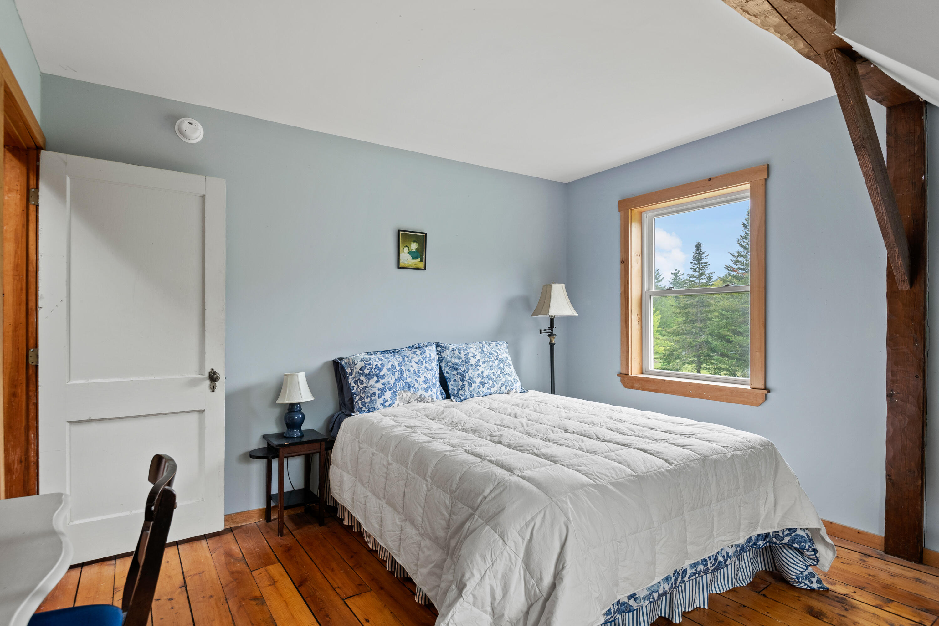 6 Bluebird Way