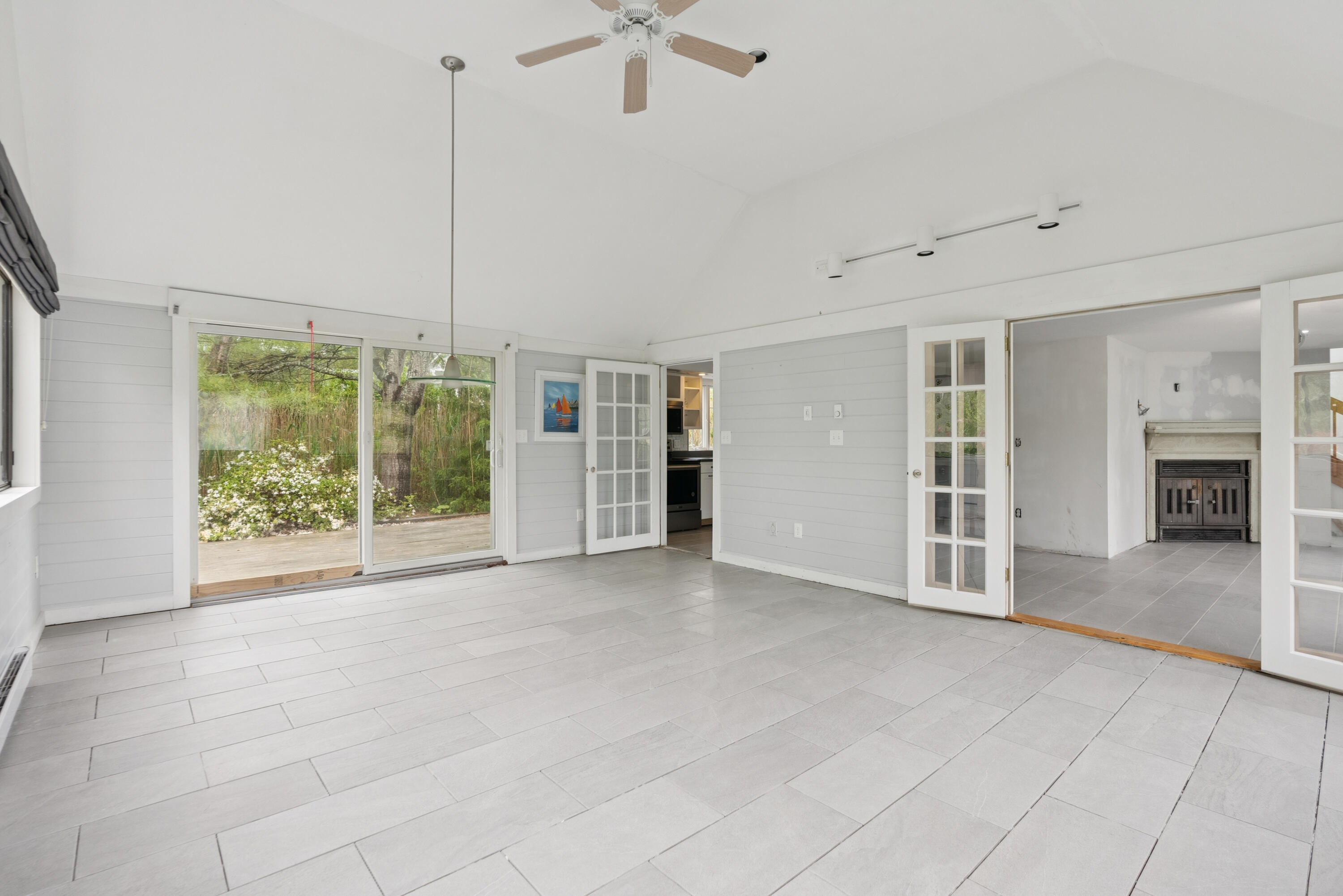 21 Surf Lane