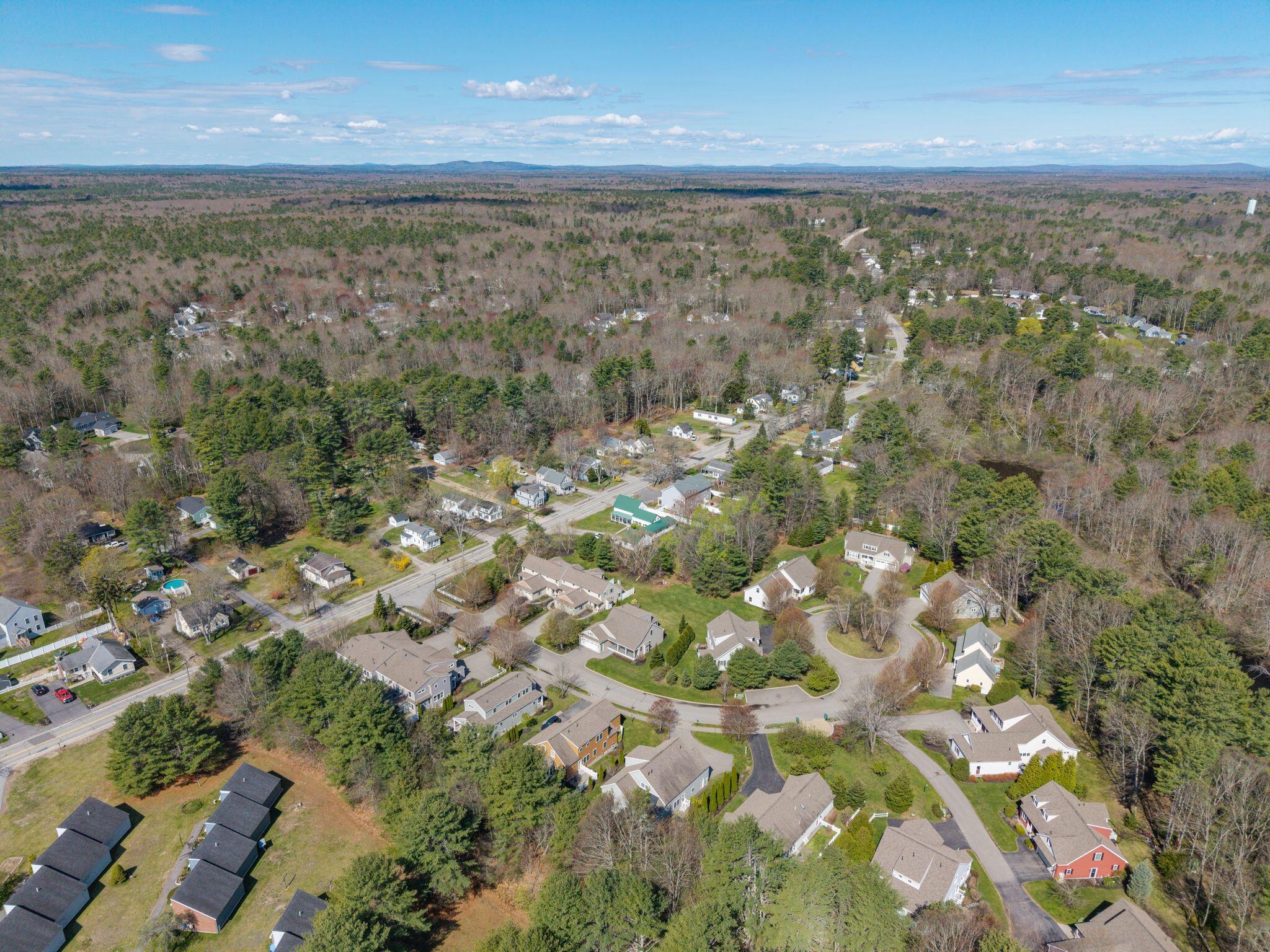 10 Lexington Drive 9