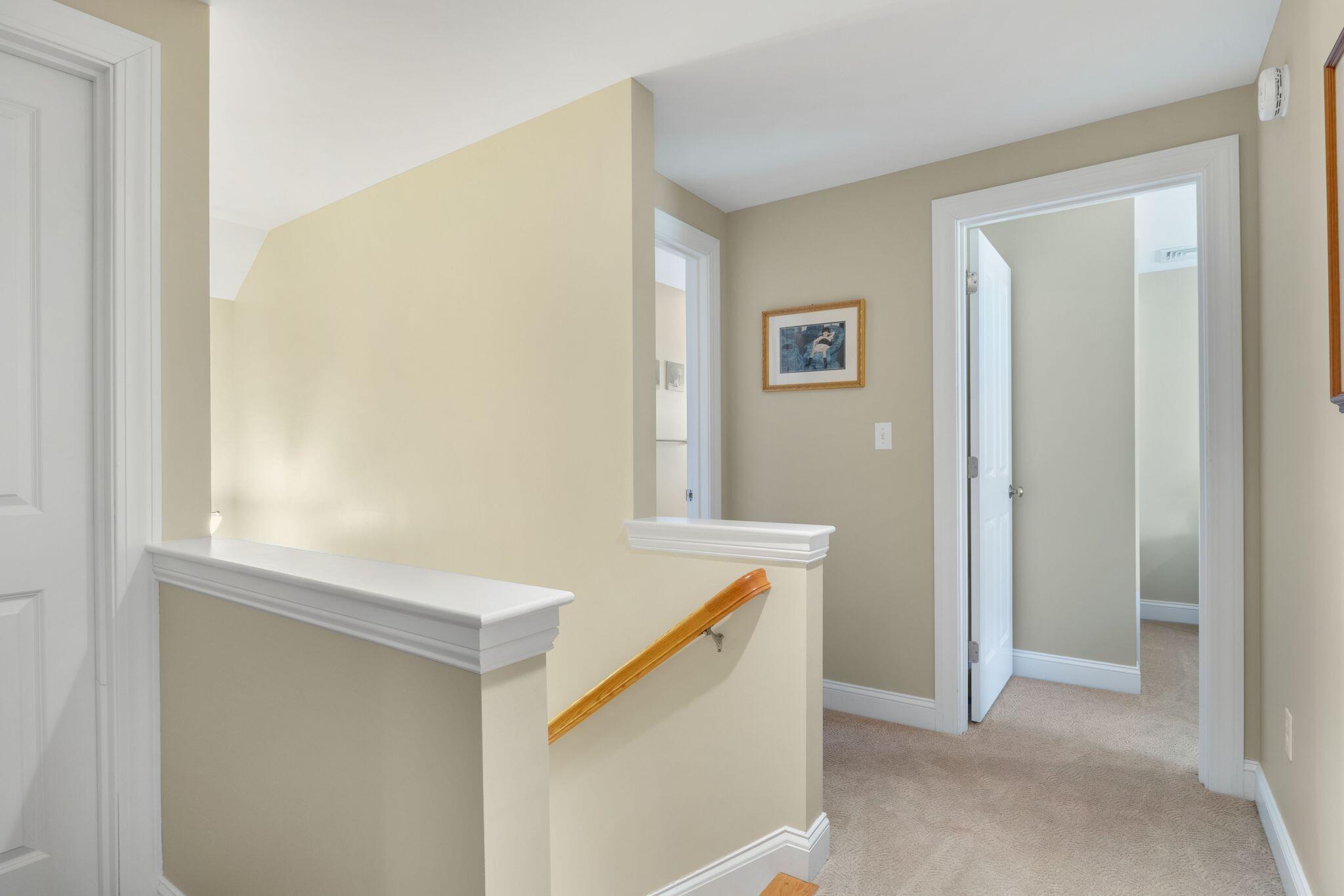 10 Lexington Drive 9