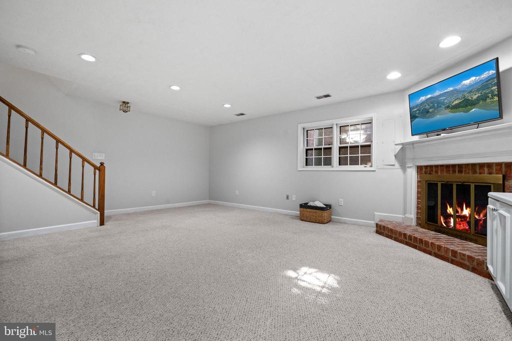6062 Estates Dr