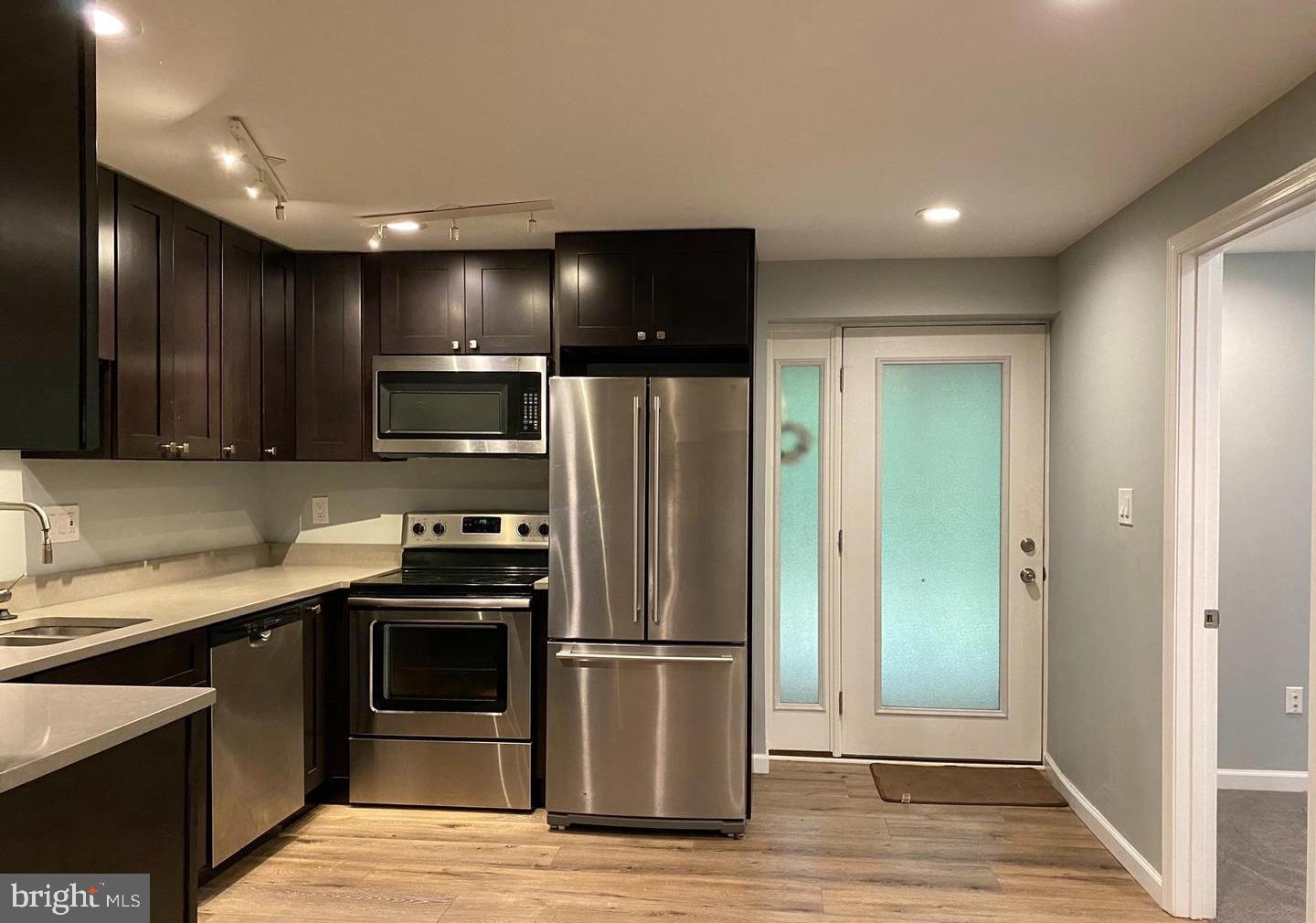 1631 BENNINGTON HOLLOW LN