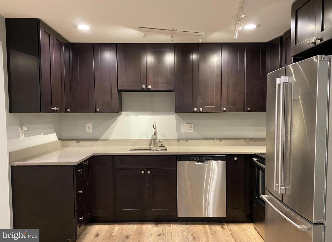 1631 BENNINGTON HOLLOW LN