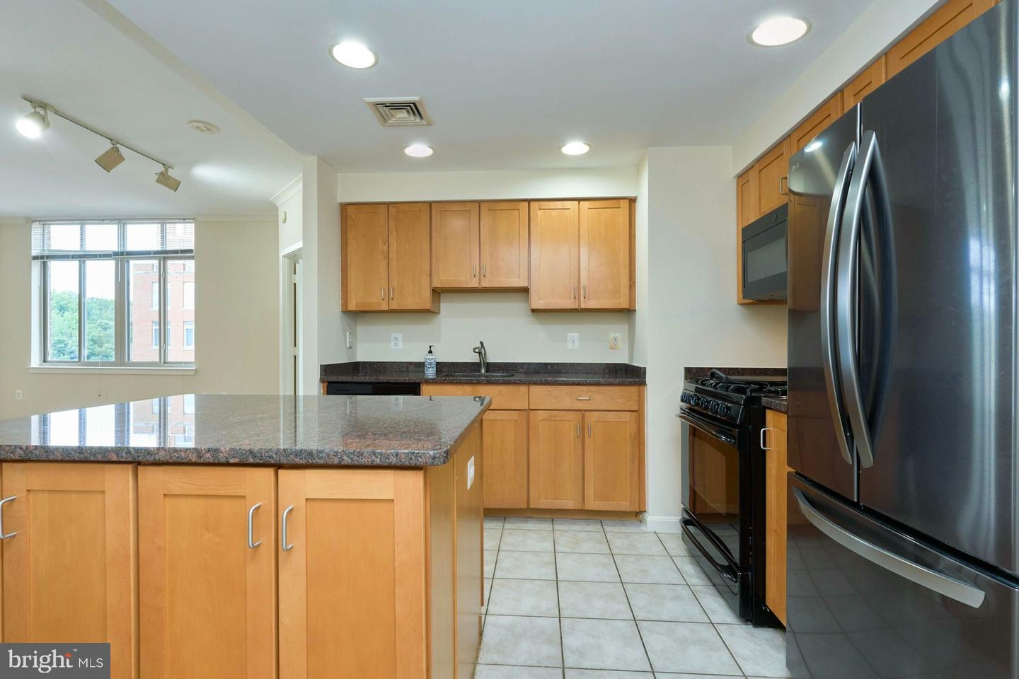 4490 MARKET COMMONS DR #501