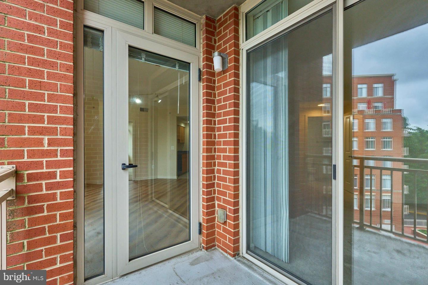 4490 MARKET COMMONS DR #501