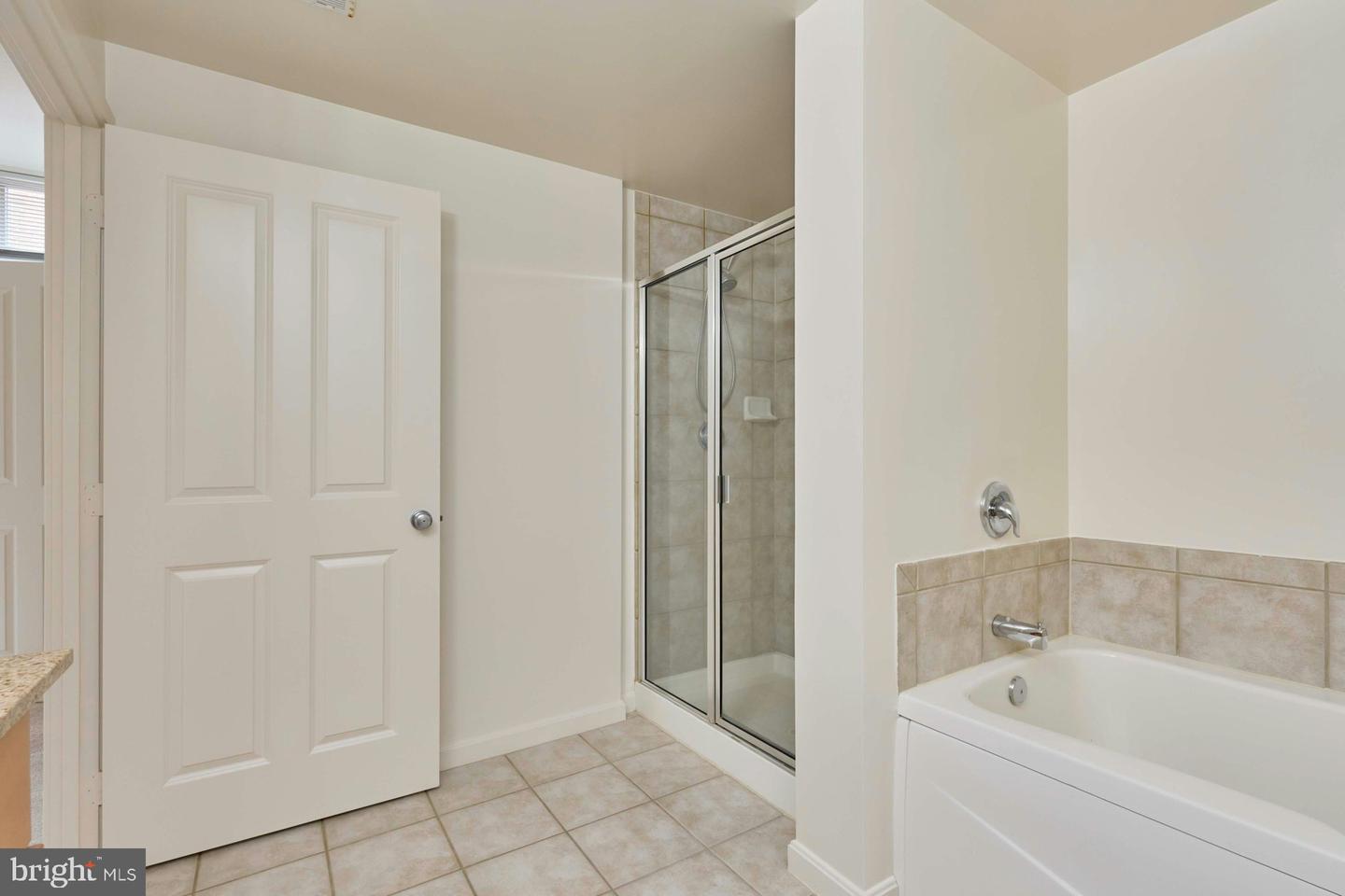 4490 MARKET COMMONS DR #501