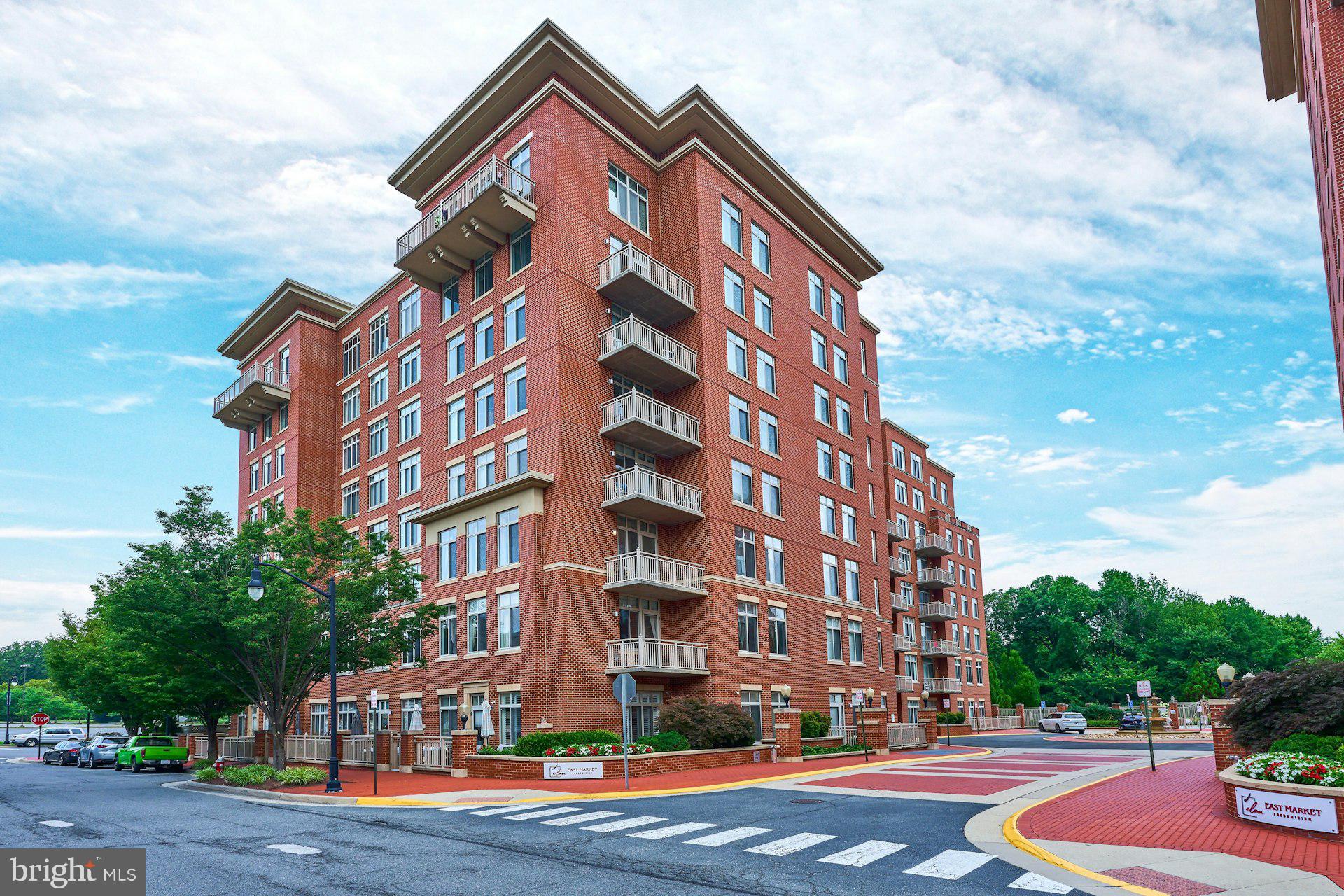 4490 MARKET COMMONS DR #501