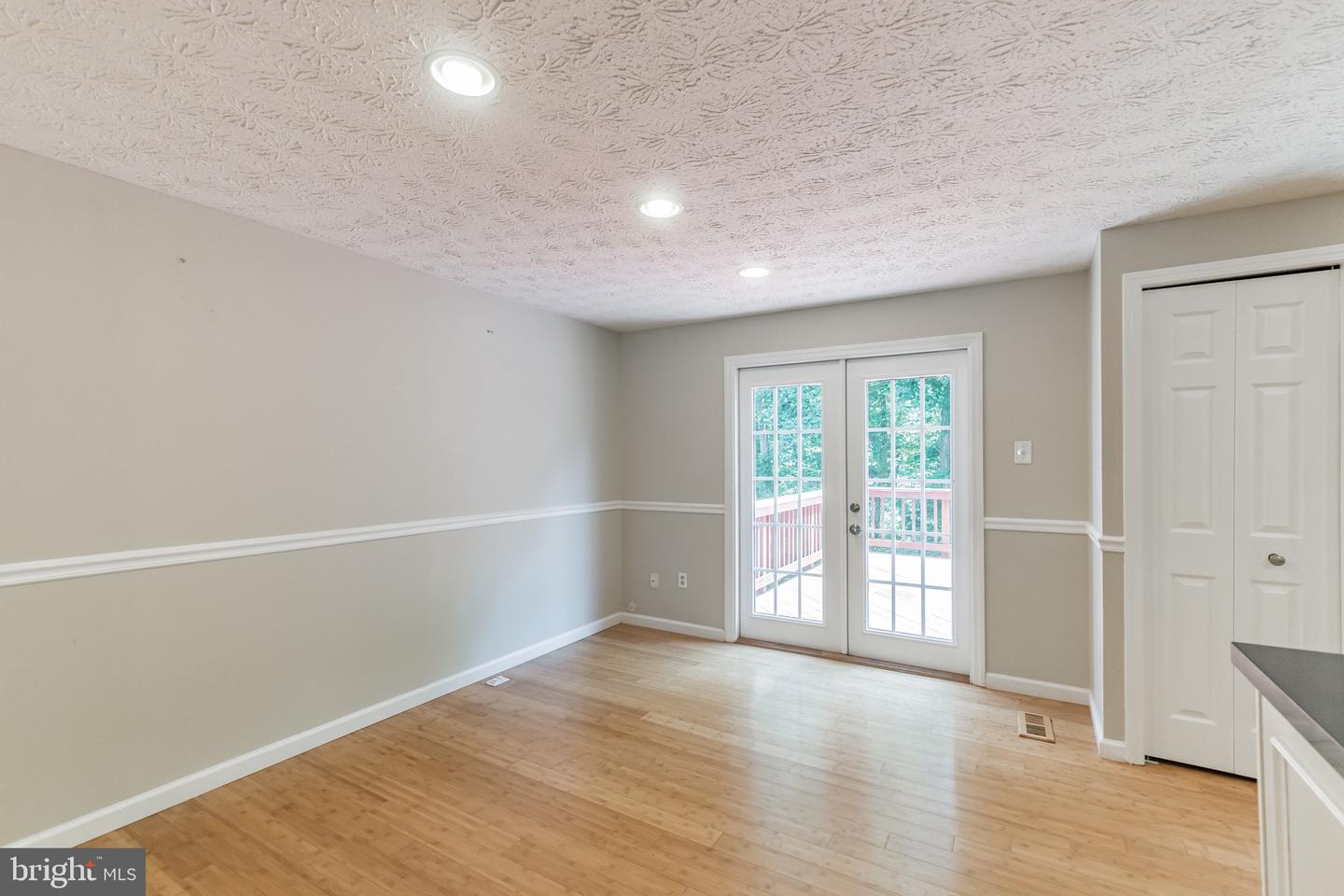 1518 POPLAR GROVE DR