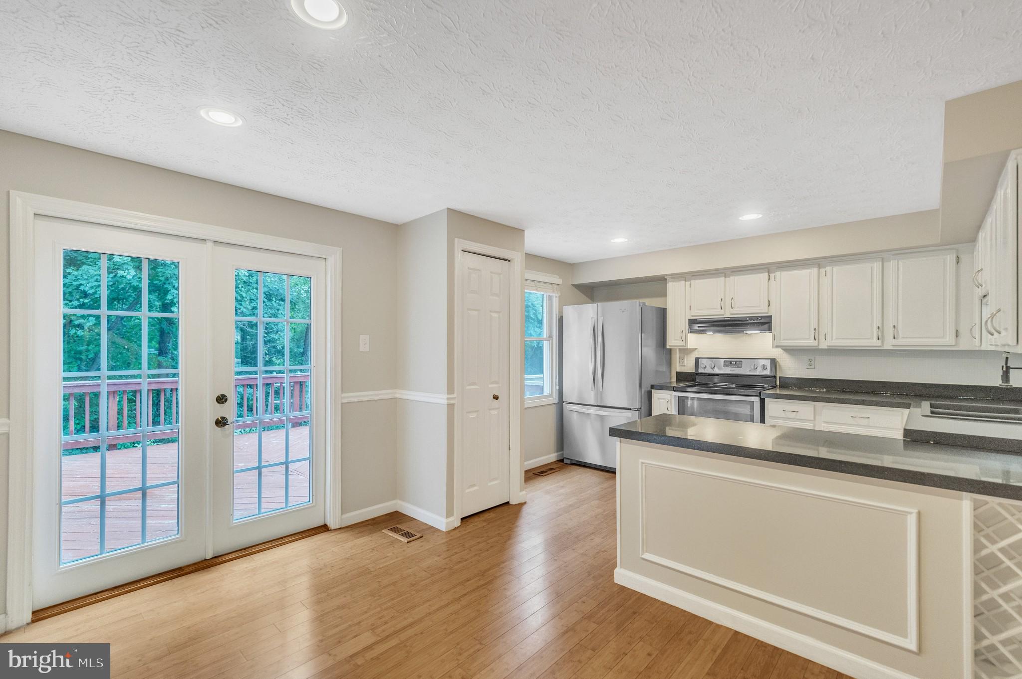 1518 POPLAR GROVE DR