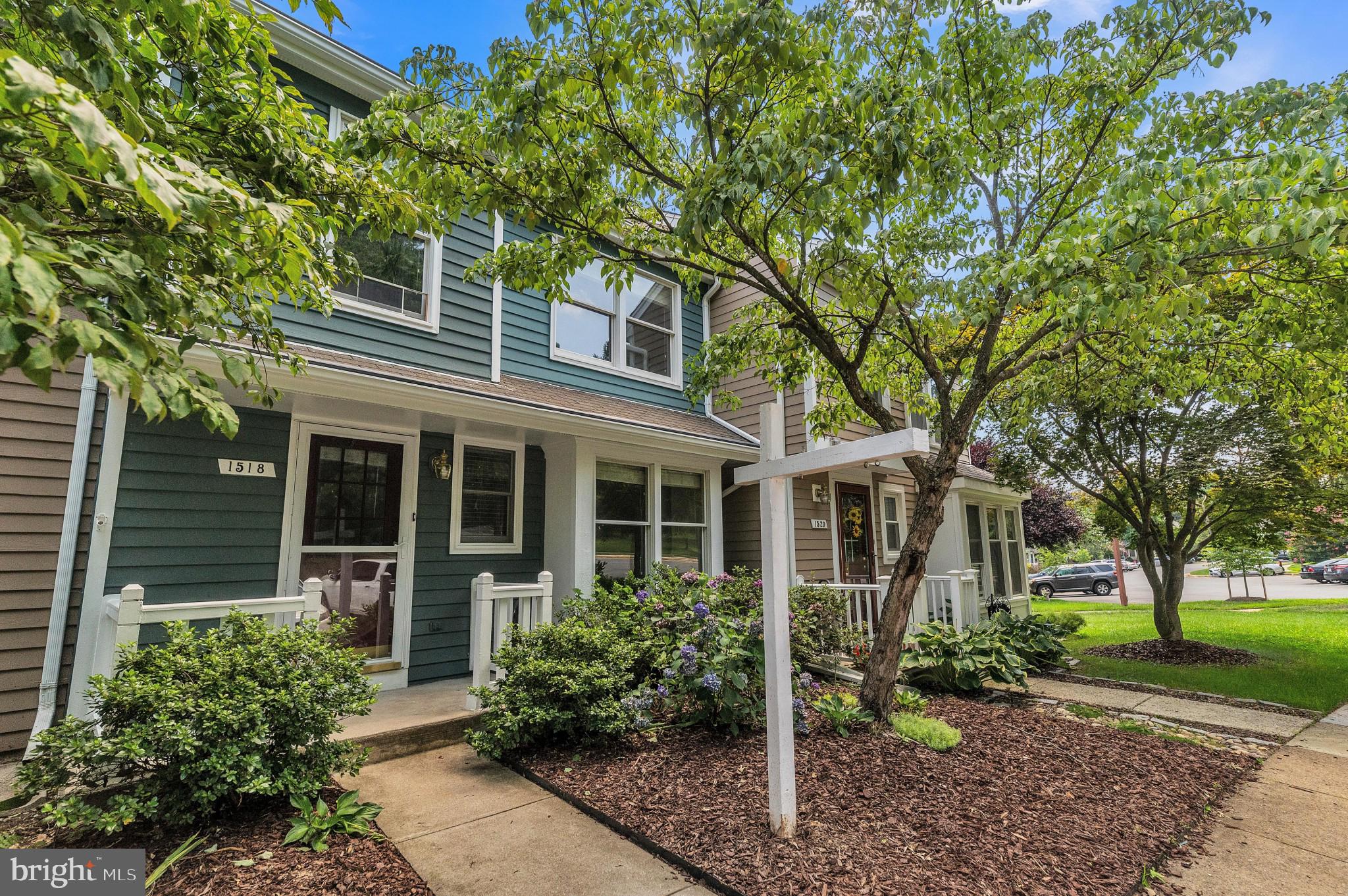 1518 POPLAR GROVE DR