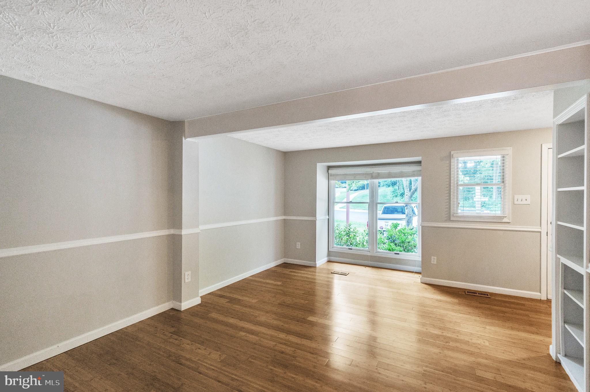 1518 POPLAR GROVE DR