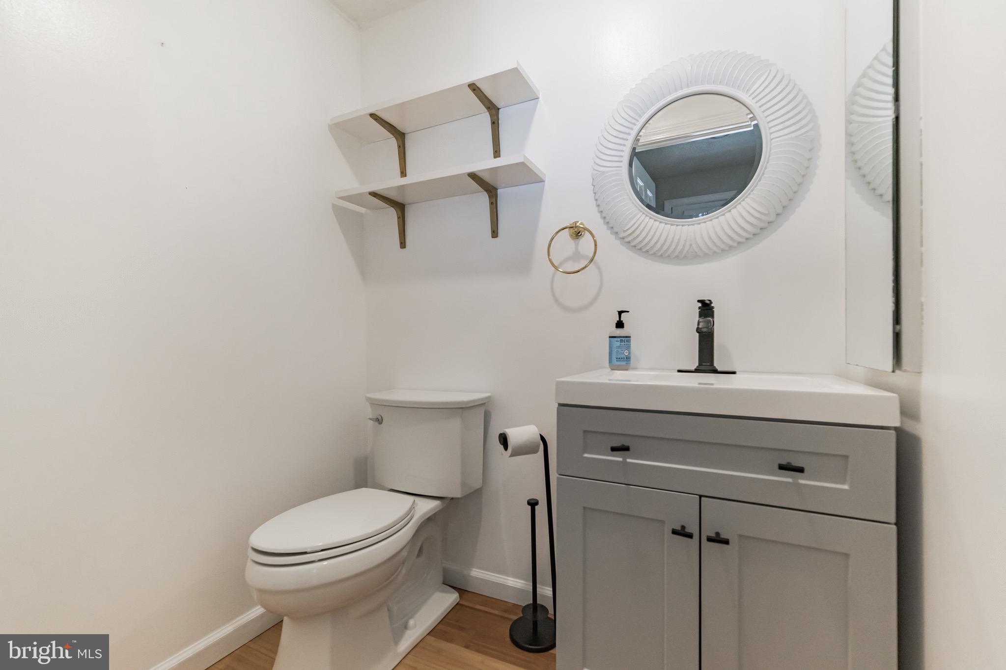 1518 POPLAR GROVE DR