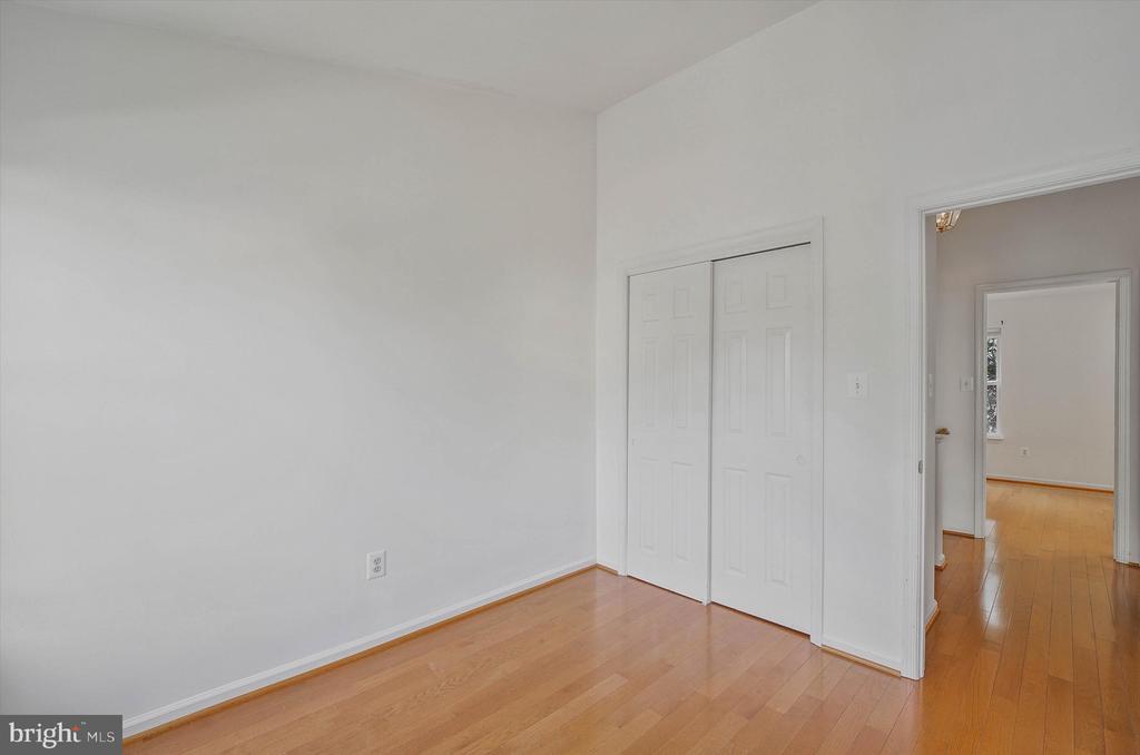 14844 EDMAN CIRCLE