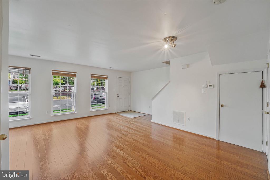 14844 EDMAN CIRCLE