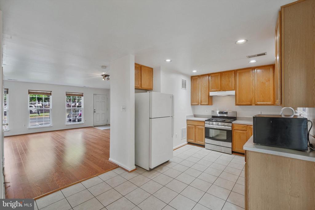 14844 EDMAN CIRCLE